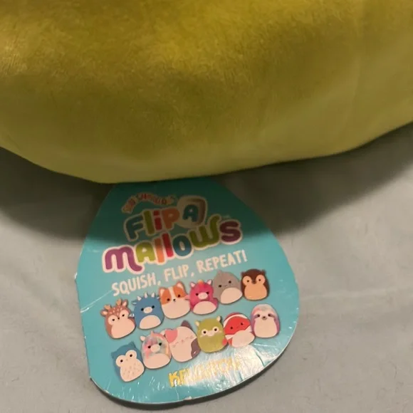 Squishmallow flip a mallow willow and Kimberly llama and Pegasus stuffed animal - Picture 10 of 10